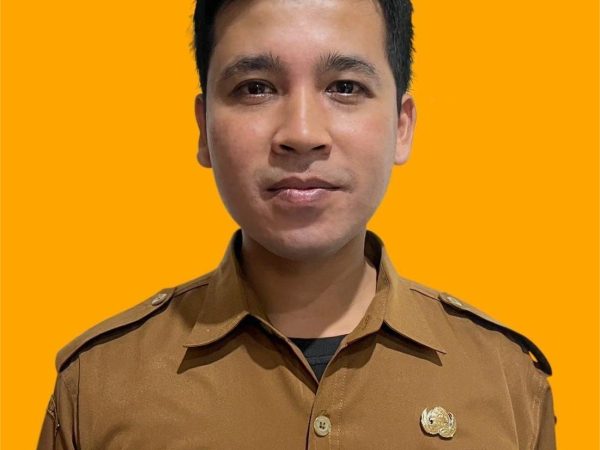 MUKHLIS SETIAWAN